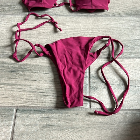 Zaful burgundy bikini set - Picture 7 of 7